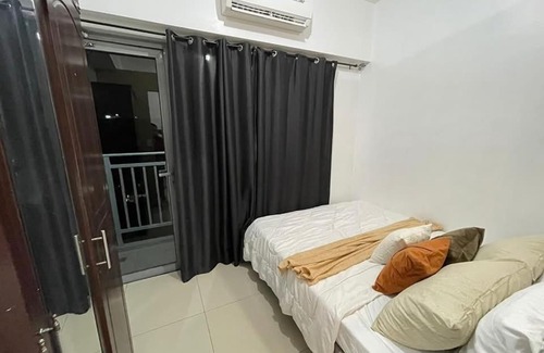 Bagong Pag-asa Apartment | GRASS RESIDENCES 1BR with BALCONY