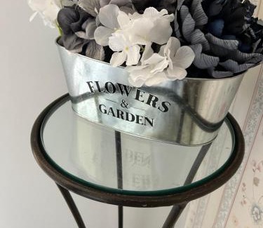 Albion Bed & Breakfast | Graystone Manor