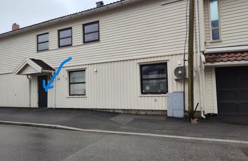 Mandal Apartment | Great apartment by Sjøsanden with sea view