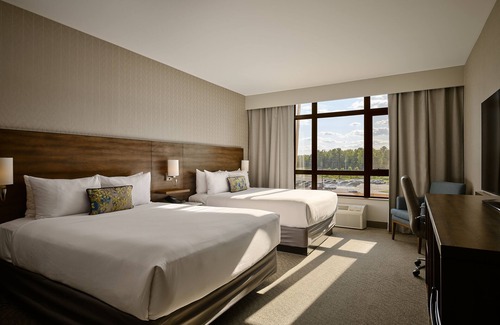 Scugog Hotel | Great Blue Heron Hotel