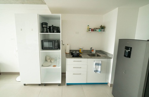 San Pedro Apartment | Great Veiws 17th Floor IFreses! WiFI, A/C, Pool.