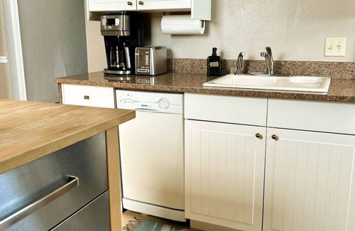 Bayfield Hotel | Great Water Inn