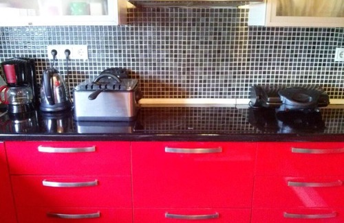 Agioi Anargyroi-Kamatero Apartment | Greek Hospitality with free WiFi, free PARKING.