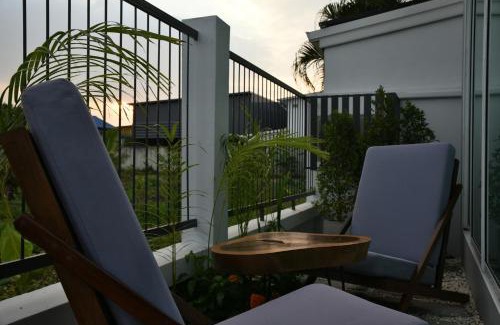 Phra Pradaeng Villa | Green Lung Pool Villas Bangkok