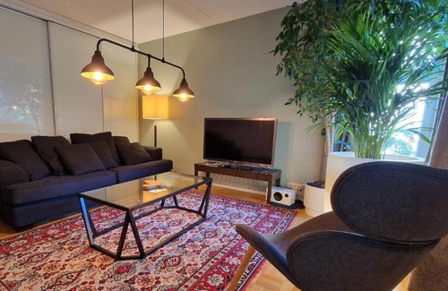 Pasila Apartment | Green premium getaway next to central park