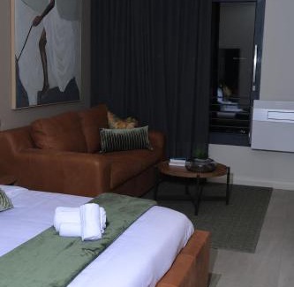 Menlyn Apartment | Green Serene Studio, Menlyn Maine Residences 826