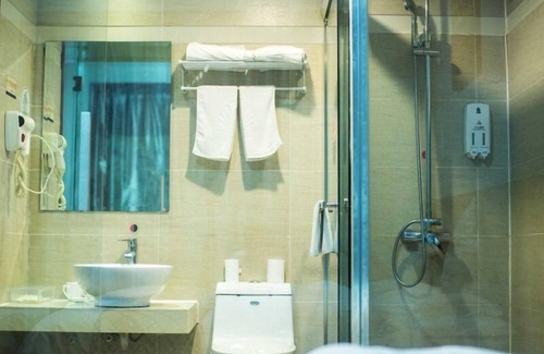 Dinghai Hotel | GreenTree Alliance Zhoushan Shenjiamen Duntou Wharf Hotel