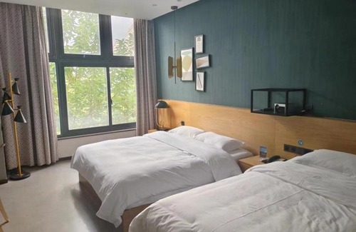 Gaolan County Hotel | GreenTree Inn Lanzhou Zhongchuan Airport