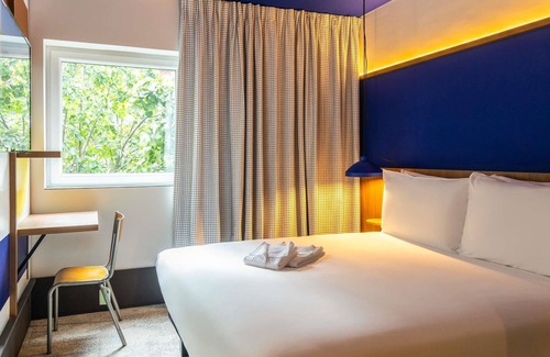 Le Rouet Hotel | greet hotel Marseille Parc Chanot Velodrome