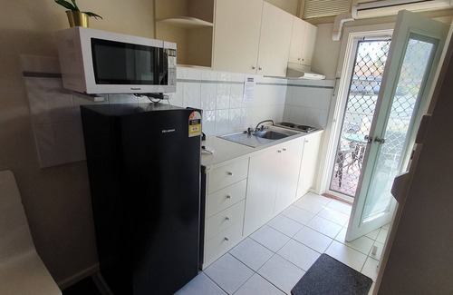 Griffith Apartment | Griffith Studio Canberra - free parking