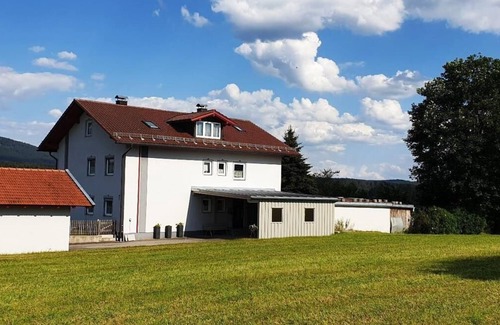 Solden Apartment | Große Ferienwohnung mit Tollem Panoramablick Über Rinchnach