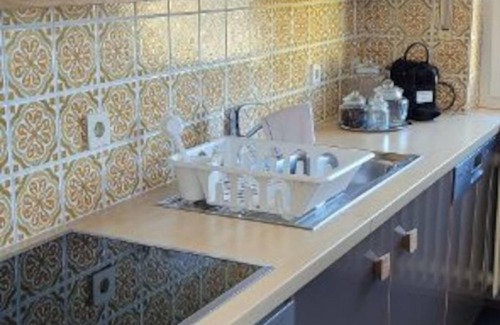 Bad Toelz Apartment | Große Ferienwohnung mit Balkon zur Südseite in Wald- und Isarnähe