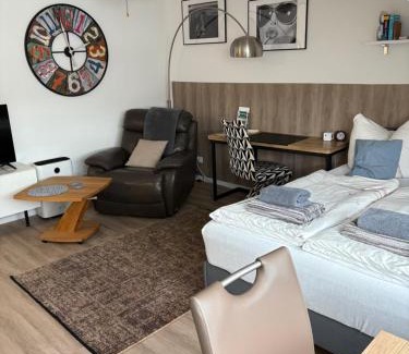 Fuerth Apartment | Große gemütliche Ferienwohnung mit Klimaanlage, Parkplatz inklusive TOP !