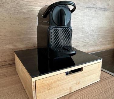 Kulmbach Apartment | Großes Apartment mit Küche, Dusche, Badewanne, Balkon, Parkplatz vor dem Haus, ruhig gelegen, ADA4