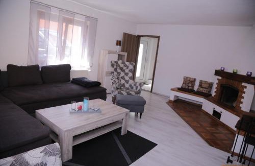 Kandern Apartment | Großzügige Ferienwohnung Aissa Mit Offenem Kamin