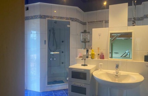 Eberbach Villa | Großzügige Villa in Hanglage am Neckar