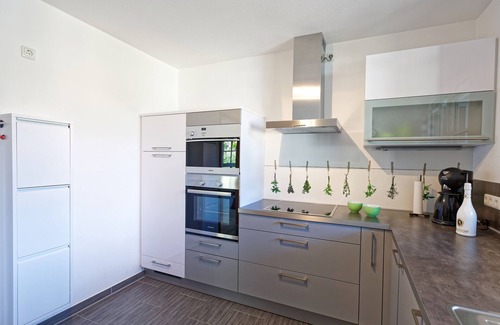 Kulmbach Apartment | Großzügiges Helles Penthouse mit Balkon in Ruhiger Lage