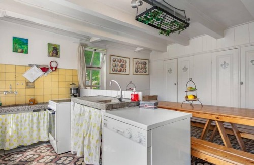 Zaamslag House | Groepswoning De Appelgaard by Interhome