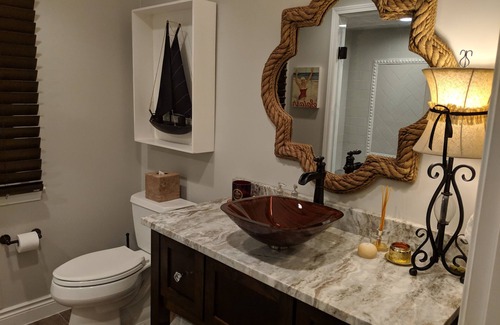 Grosse Pointe House | Grosse Pointe Luxury Suite, Private Ground-Level Retreat Near Detroit