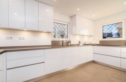 Almancil Apartment | Ground Floor Apartment in Lakeside Village overlooking lake, pool and gardens.