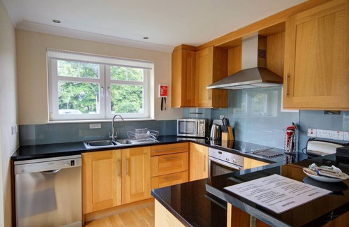 Brora Apartment | Ground floor 2-bedroom apartment overlooking the famous James Braid Brora Golf Course.