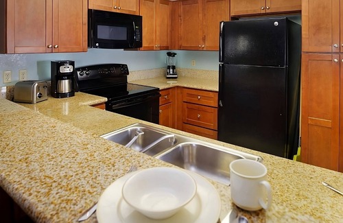 San Diego Country Estates Apartment | Group Getaway! Two Great Units, Near Santaya Isabel, Pool, Hiking, Game Room