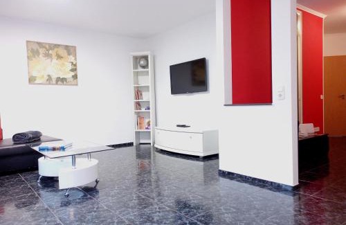 Schaar Apartment | Gruener Garten