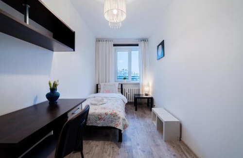 Grunwald Apartment | Grunwald Spacious Apartment by BookingHost