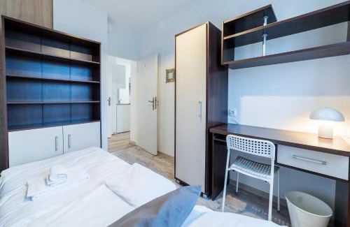 Grunwald Apartment | Grunwald Spacious Apartment by BookingHost