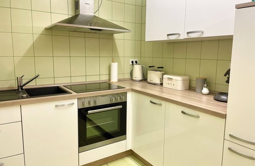 Karlburg Apartment | Guest apartment at Gold's Obsthof