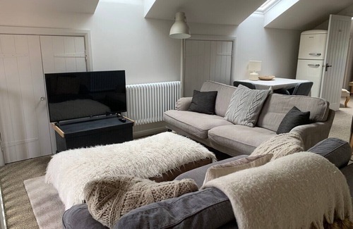 Great Witley House | Guest Homes | The Teme Loft