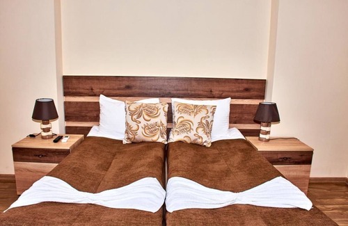 Gori House | Guest House - MK