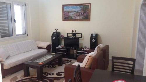 Lushnje Apartment | Guest House Netile