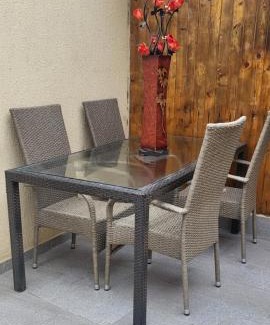 Otopeni House | Guest house