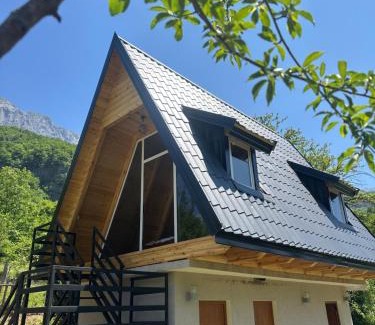 Shale House | Guest House Rrashkadoli