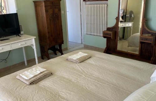 Espero-Pax Villa | Guest House with Panoramic Views, near Cannes