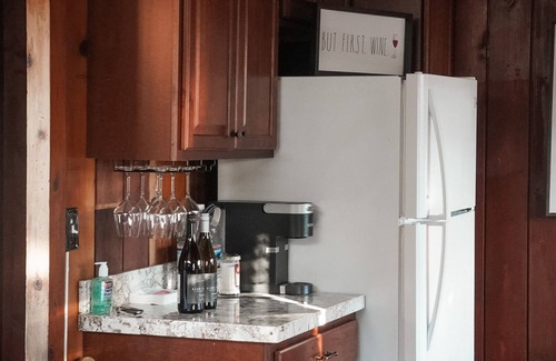 San Martin Cabin | Guesthouse Farmstay @ BarrelCreek Farm & Vineyards