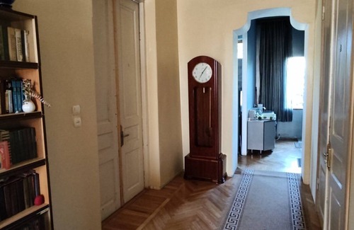 Zugdidi House | Guesthouse With a Cozy Garden