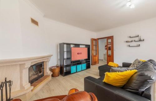 Alcochete Apartment | GuestReady – Alcochete Views & Comfort