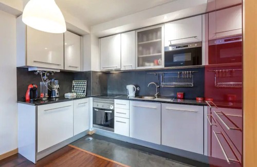 Campanha Apartment | GuestReady - Broken Record Parking