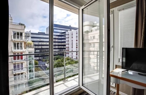 Issy-les-Moulineaux Apartment | GuestReady - Studio near Porte de Versailles Metro