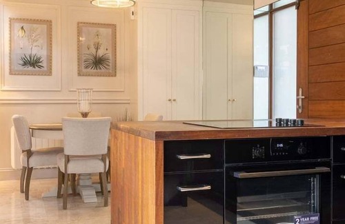 Rathmines House | GuestReady – Luxury Mews House