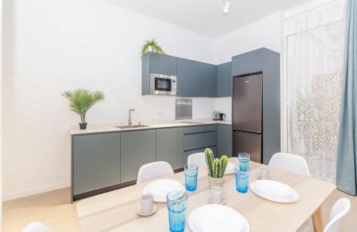 La Malva-rosa Apartment | GuestReady - Valencia's Vibrant Malvarrosa