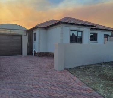 Heidelberg Villa | Gugulethu Villa