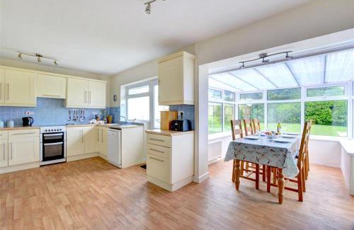 Constantine Bay House | Guillemot