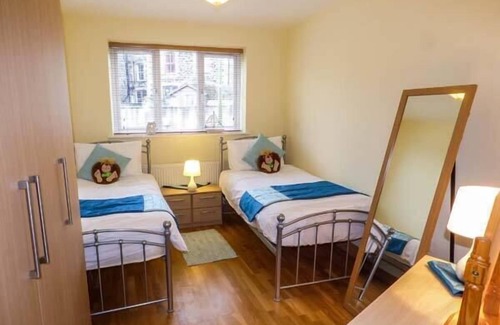 Llanfairfechan Apartment | GWYLANEDD ONE, family friendly in Llanfairfechan