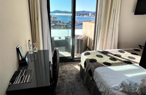 Le Lavandou Hotel | Hôtel Baptistin