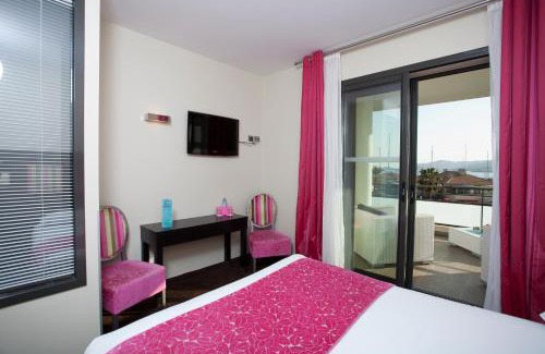 Le Lavandou Hotel | Hôtel Baptistin