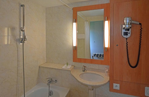 Viry-Chatillon Hotel | Hôtel des Lacs