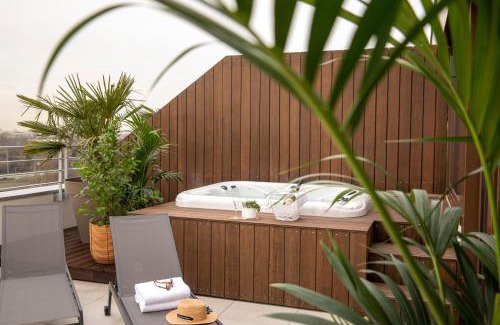 Le Port sous la Lune Hotel | Hôtel du Port